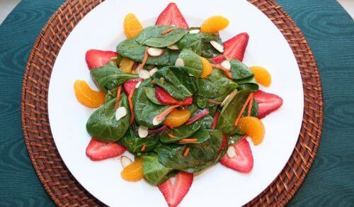 використання мандаринів у складі салатів