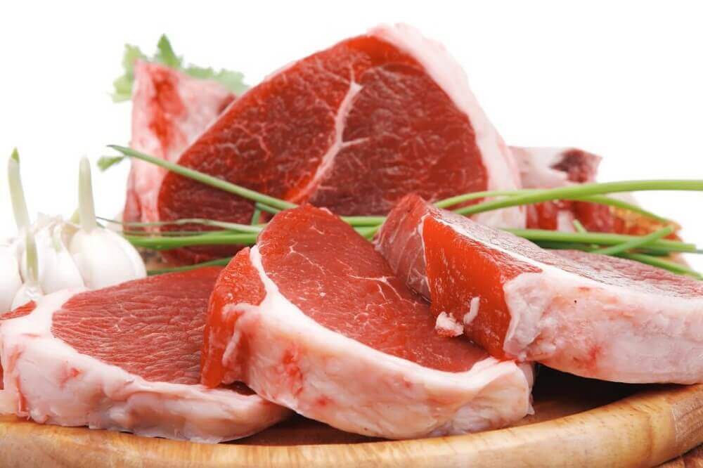 червоне м'ясо має поганий холестерин