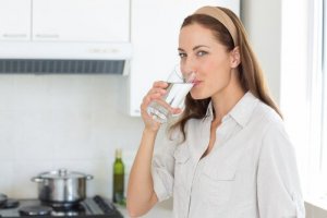 Дізнайтеся, як щоденне споживання води покращить ваше здоров'я
