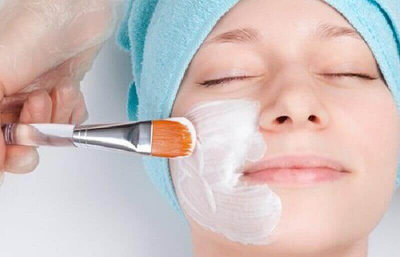 видалення прищів у косметолога