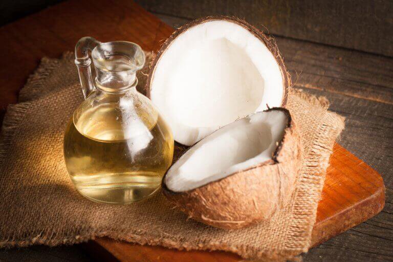 кокосова олія від мозолів