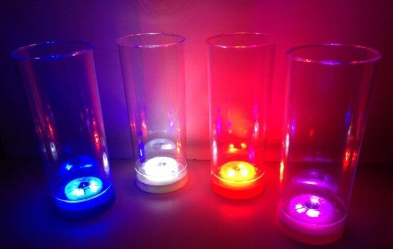 рами для картин з підсвіткою