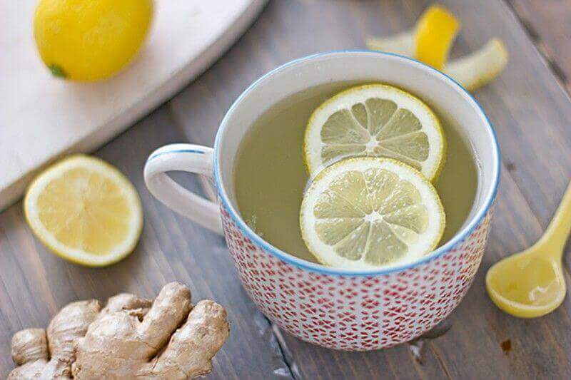 засоби для хворого горла на основі лимона