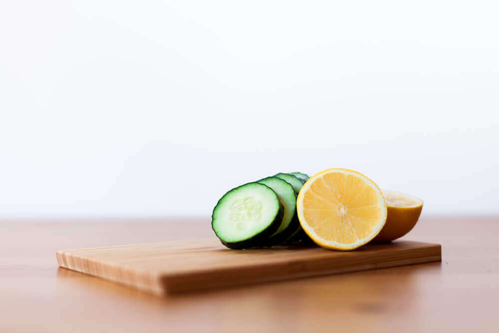 смузі для схуднення з огірком та лимоном