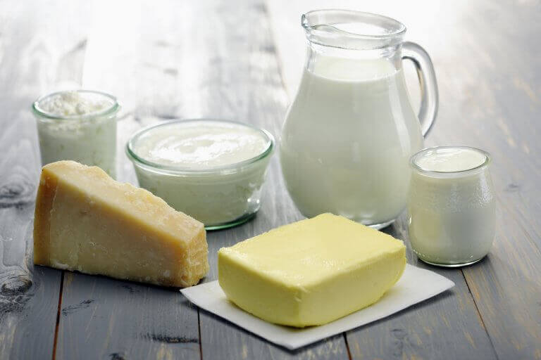 молоко та молочні продукти