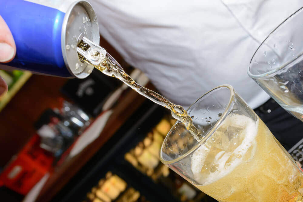 шкідливі напої: алкогольні коктейлі з енергетиками
