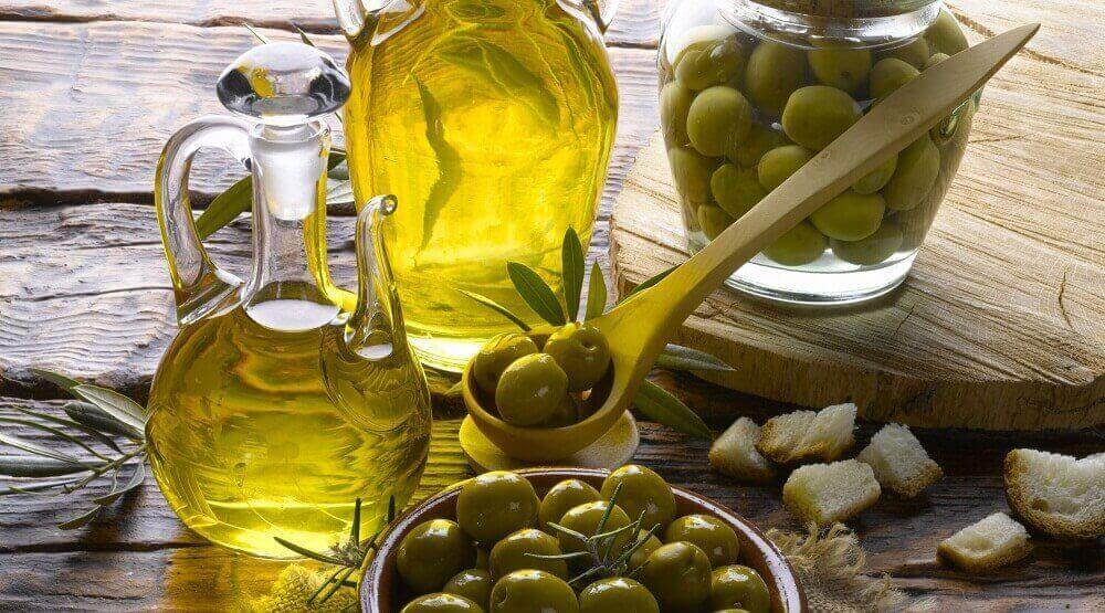 оливкова олія для зволоження сухої шкіри