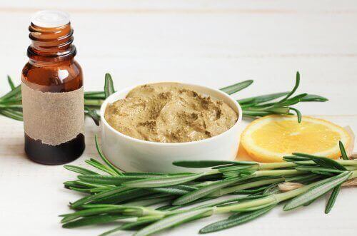 властивості розмарину для шкіри