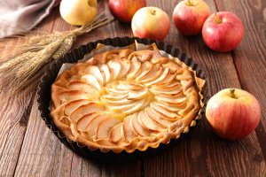 Смачний рецепт яблучного пирога з кремом