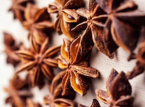 вітрогінні засоби з корицею