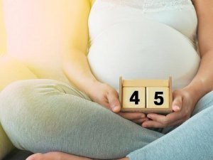 Чи можлива природна вагітність у 45 років?