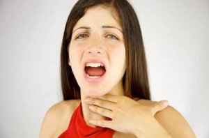 7 вправ, щоб зменшити подвійне підборіддя