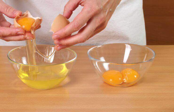 засоби проти розтяжок з яйцями