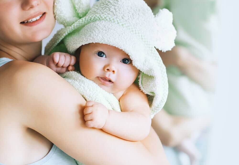 як купати дитину