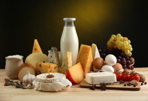 які продукти можуть зміцнити кістки