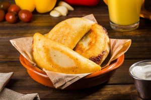 Легкий рецепт закуски: іспанські міні-пиріжки емпанадас