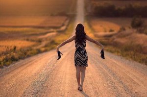 Як правильно підібрати взуття до сукні?