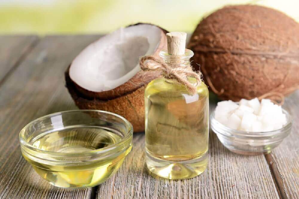 поради для схуднення: готувати на кокосовій олії