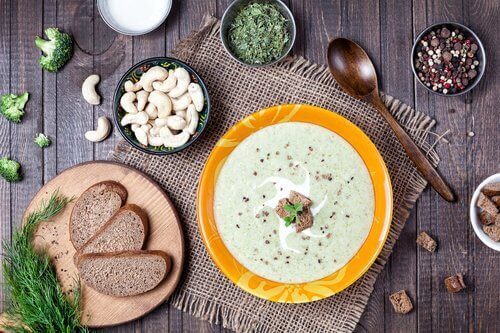 Овочевий крем-суп для зняття больових відчуттів
