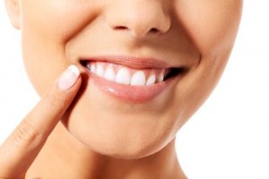Як правильно доглядати за зубами: 9 порад