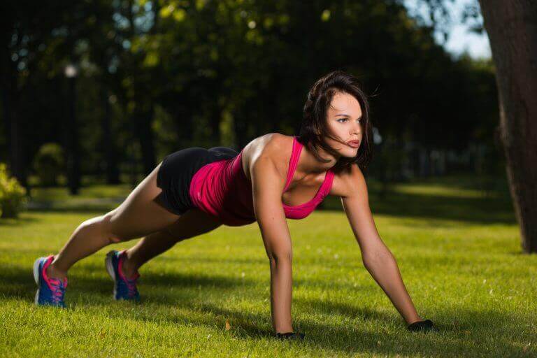 відтискання допоможуть повернутися у форму