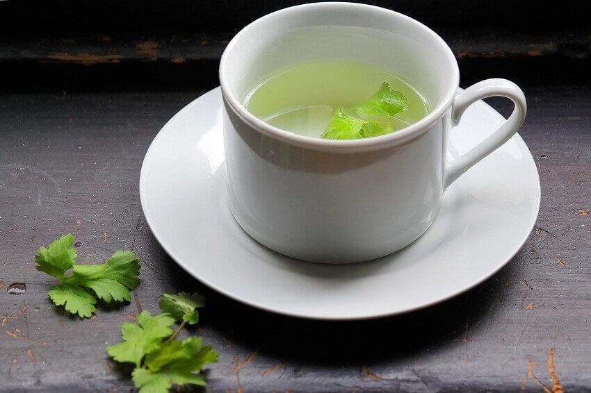 чай з петрушкою для нирок