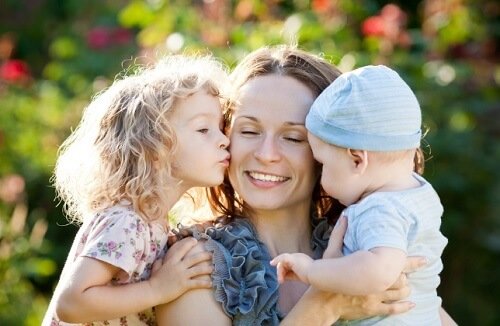 як виховувати дитину самостійно та з підтримкою родичів