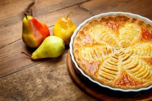 Грушевий пиріг - корисний та дієтичний десерт