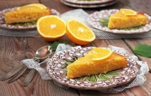 Апельсиновий пиріг: 2 рецепти з корисними продуктами