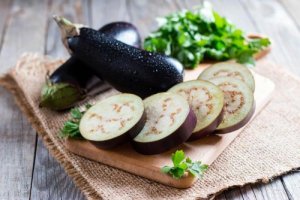 Як приготувати паніровані баклажани