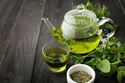 зелений чай для підкреслення м'язів