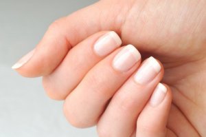Що півмісяці на нігтях говорять про ваше здоров'я