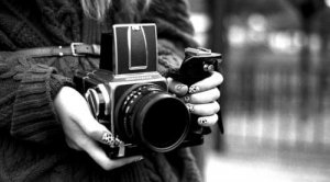 12 ідей для прикрашання кімнати фотографіями