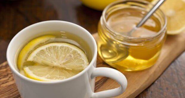 мед та лимон від подразнення у горлі
