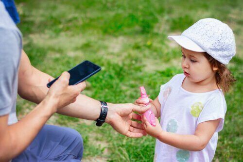 Навчіть дітей безпечно просити по допомогу