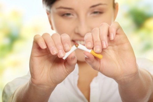 куріння впливає на якість повітря