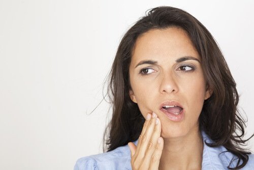 симптоми зубних інфекцій