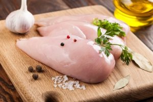 Куряча грудка: два смачні рецепти