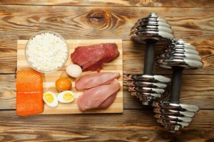 10 корисних продуктів, щоб набрати м'язову масу