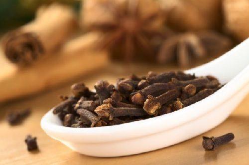 гвоздика для усунення запахів