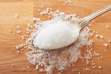 сіль лікує стоматит і виразки в роті 
