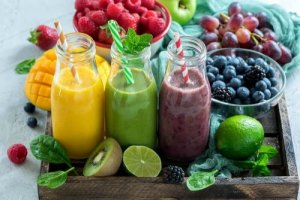 Як приготувати веганські смузі: 3 рецепти