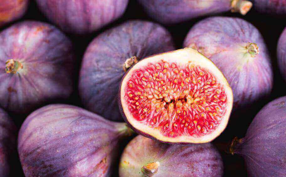 інжир позитивно впливає на зір