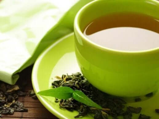 зелений чай від здуття живота