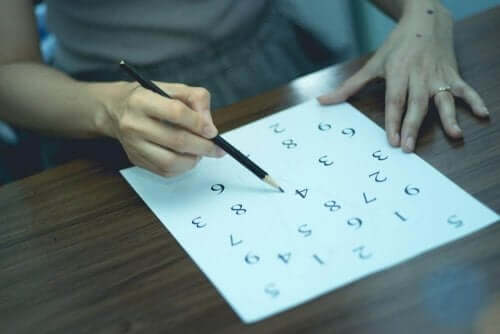 Звички, які можуть допомогти знизити ризик деменції