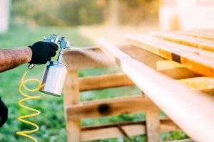 Спрей-фарба: оновіть свій будинок