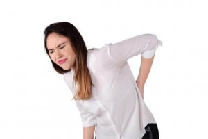 Які розтягування усувають біль у сідничному нерві?