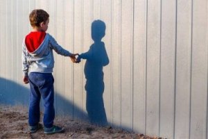 Що робити, якщо в дитини з'явився уявний друг?