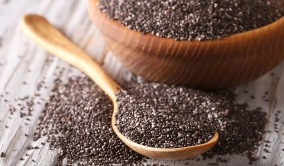 омлет зі шпинатом і насінням чіа