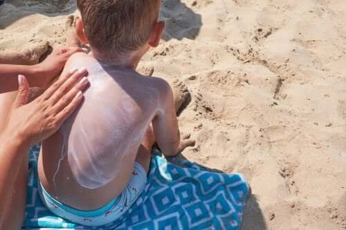 яким має бути догляд за дитячою шкірою влітку